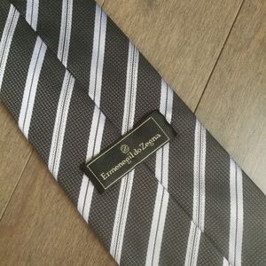 Ermenegildo Zegna Black and Silver Stripes Necktie